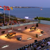 Un Violon sur la Ville - Le Off - Garden Tennis de Royan ©Xavier Renaudin/Production 114