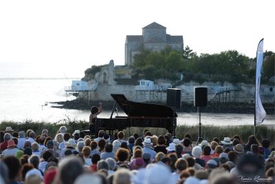 Un Violon sur la Ville à Talmont ©Xavier Renaudin