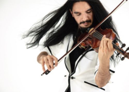 Nemanja Radulovic Violon | Un Violon sur le sable